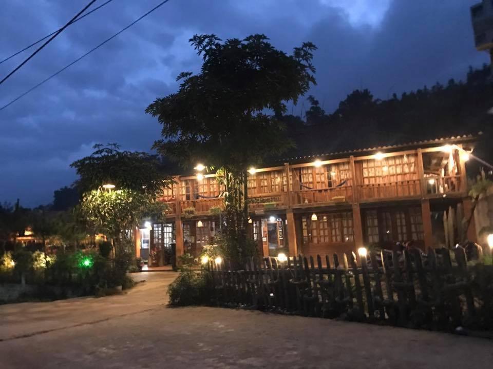 Anh Duc Homestay Sa Pa Buitenkant foto